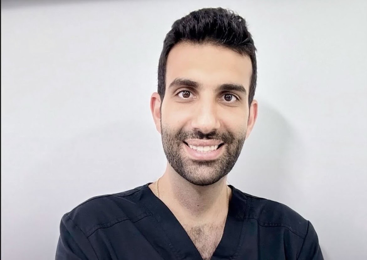 Dr. Aria Ravery Morovati, cirujano ortopédico especializado en cadera y rodilla en Costa Rica